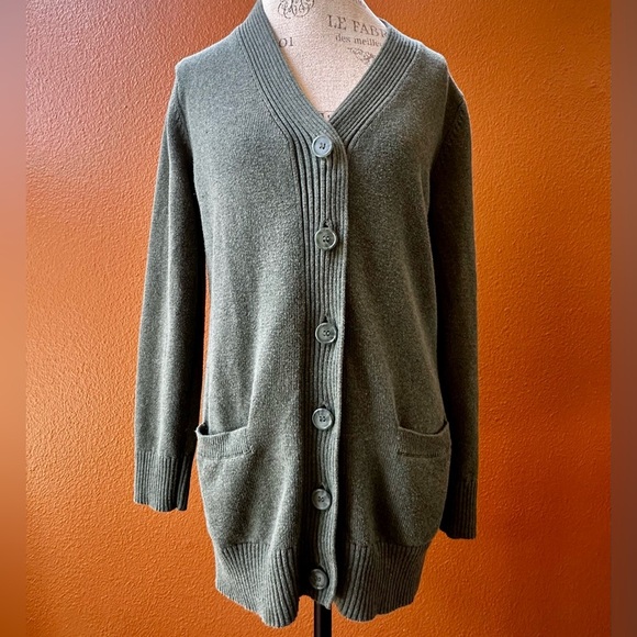 Pendleton Green V-Neck Cardigan Cotton Sweater Large Excellent Condition! - Picture 2 of 6